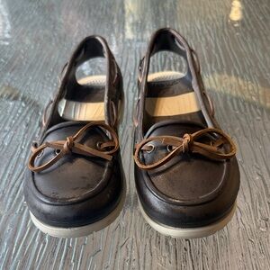 CROCS Black Slingback Clog Mules with Brown Bow